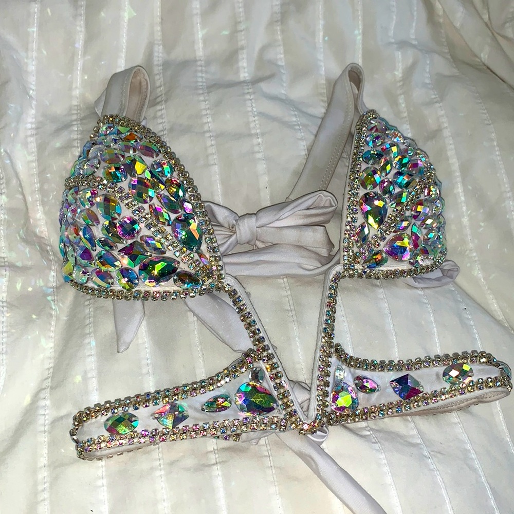 *SOLD* 💎Custom rave bra top💎